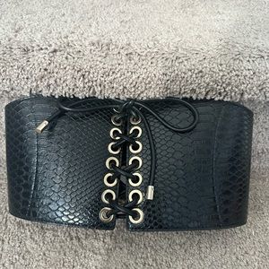 BCBG corset belt